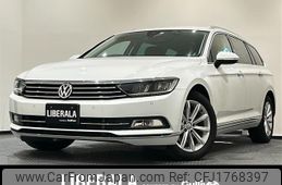 volkswagen passat-variant 2018 CFJ1768397
