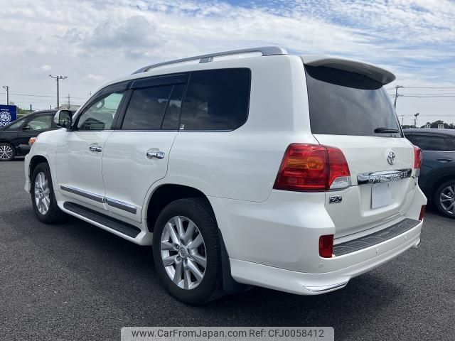 toyota land-cruiser 2013 quick_quick_CBA-URJ202W_URJ202-4050808 image 2