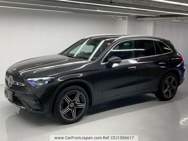 mercedes-benz glc-class 2025 CFJ1506617 image 1