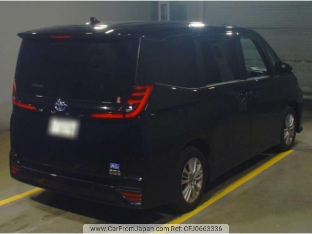 toyota noah 2022 quick_quick_6AA-ZWR90W_ZWR90-0050836 image 2