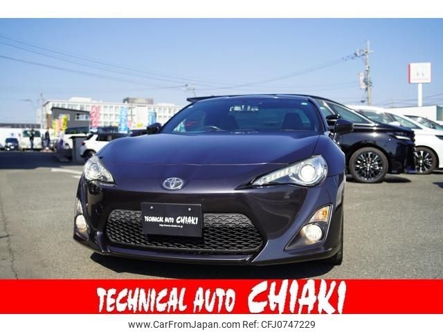 toyota 86 2015 -TOYOTA--86 DBA-ZN6--ZN6-057406---TOYOTA--86 DBA-ZN6--ZN6-057406- image 1