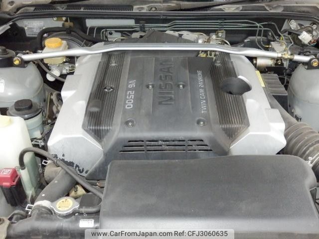 1998 Nissan Leopard JMY33 - Car Price $2,646