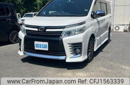 toyota voxy 2014 CFJ1563339