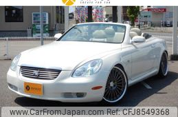 car_bf6cc9c0-dc8c-4534-a308-