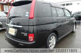 toyota isis 2010 TE2624