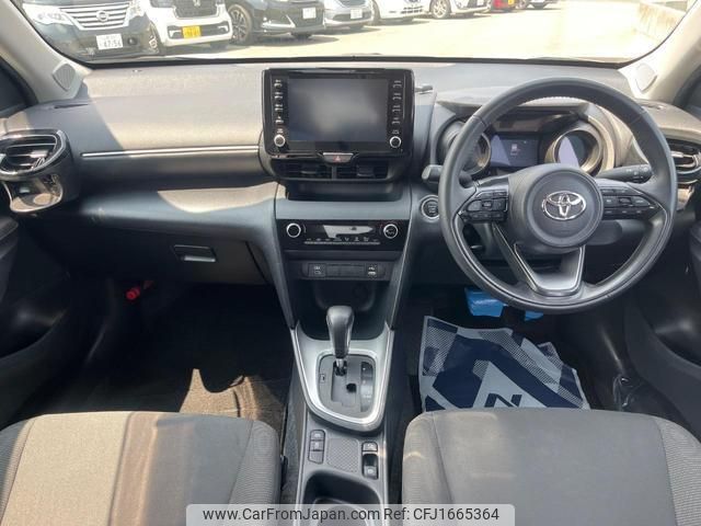 toyota yaris-cross 2023 CFJ1665364 image 2
