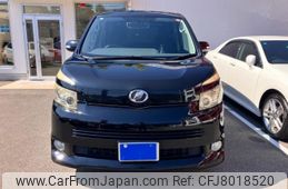 toyota voxy 2008 CFJ8018520