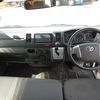 toyota hiace-van 2018 23352903 image 15