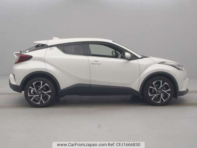 toyota c-hr 2018 CFJ1666830 image 2