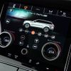 land-rover range-rover-velar 2019 GOO_JP_965024110400207980003 image 11