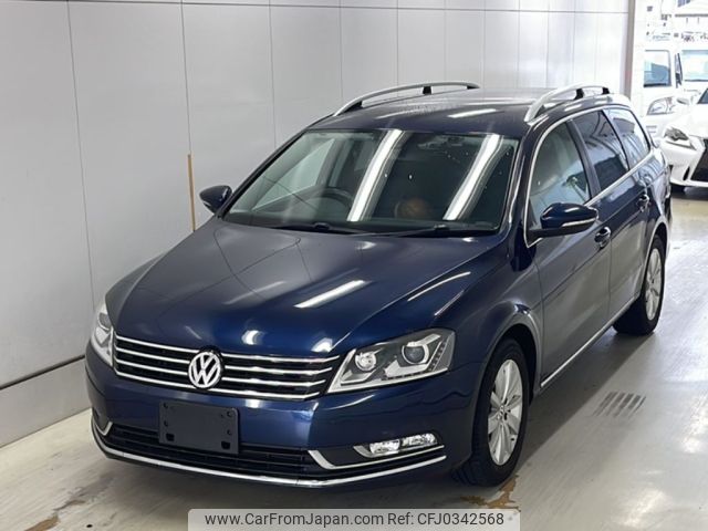 volkswagen passat-variant 2013 -VOLKSWAGEN--VW Passat Variant 3CCAX-EE003804---VOLKSWAGEN--VW Passat Variant 3CCAX-EE003804- image 1