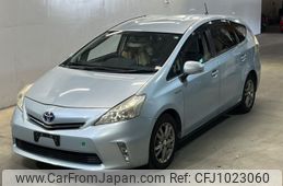 toyota prius-α 2012 CFJ1023060