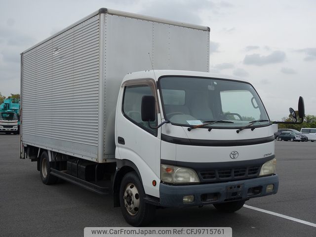 toyota dyna-truck 2004 24111603 image 1
