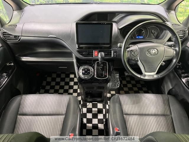 toyota voxy 2017 CFJ1672484 image 2
