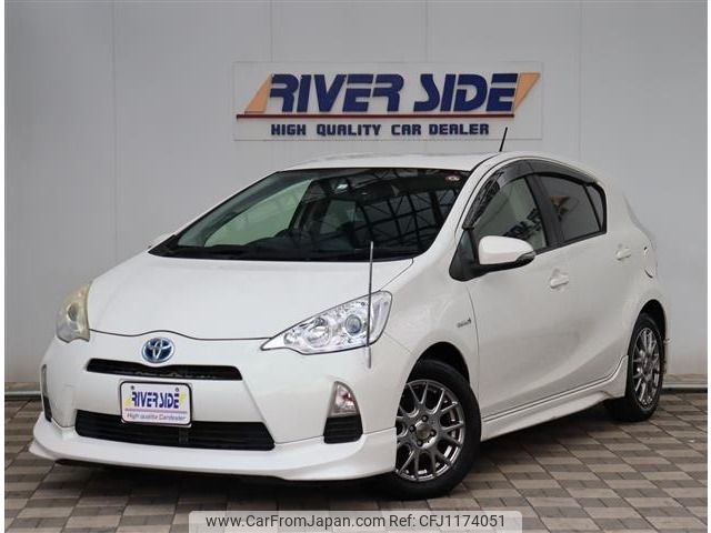 toyota aqua 2012 -TOYOTA--AQUA DAA-NHP10--NHP10-6024930---TOYOTA--AQUA DAA-NHP10--NHP10-6024930- image 1