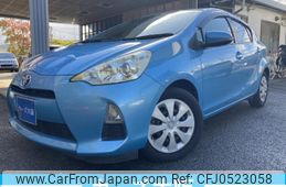 toyota aqua 2013 -TOYOTA--AQUA DAA-NHP10--NHP10-2162968---TOYOTA--AQUA DAA-NHP10--NHP10-2162968-