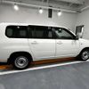 mazda familia-van 2019 CMATCH_U00046650198 image 8