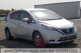 nissan note 2017 -NISSAN--Note DAA-HE12--HE12-028495---NISSAN--Note DAA-HE12--HE12-028495-