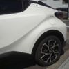 toyota c-hr 2017 quick_quick_DAA-ZYX10_ZYX10-2020255 image 13