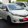 toyota vitz 2013 CFJ1568804 image 4