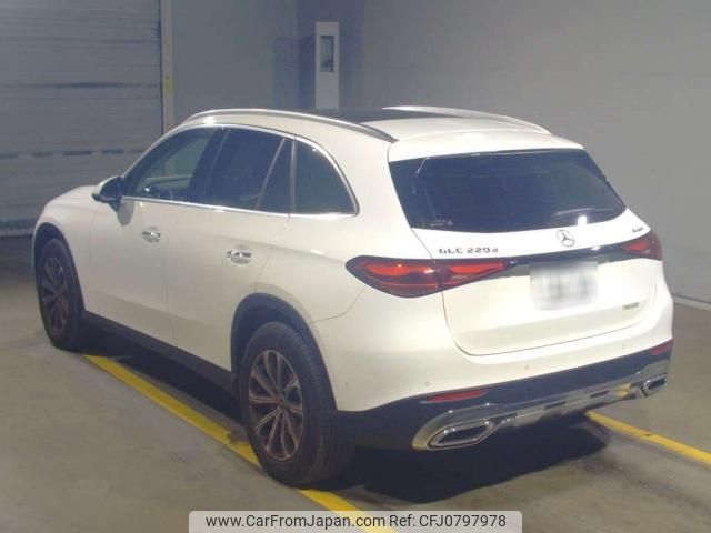 mercedes-benz glc-class 2023 quick_quick_3CA-254605C_W1N2546052F033044 image 2