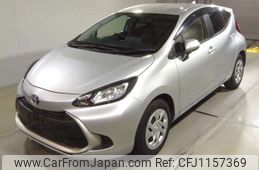 toyota aqua 2022 -TOYOTA--AQUA 6AA-MXPK11--MXPK11-2044606---TOYOTA--AQUA 6AA-MXPK11--MXPK11-2044606-