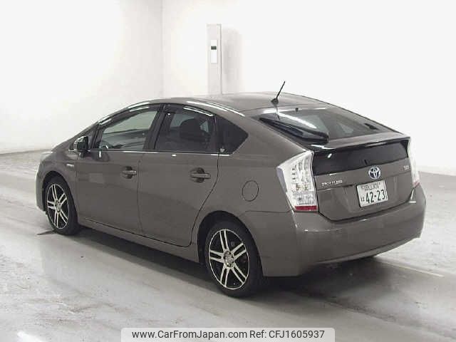 toyota prius 2011 CFJ1605937 image 2