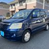 toyota noah 2003 GOO_JP_700050294530250123002 image 3