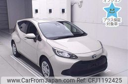 toyota aqua 2022 -TOYOTA--AQUA MXPK11-2062347---TOYOTA--AQUA MXPK11-2062347-