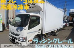 hino dutro 2016 CFJ1819581