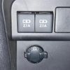 toyota noah 2017 -TOYOTA--Noah DBA-ZRR85W--ZRR85-0090940---TOYOTA--Noah DBA-ZRR85W--ZRR85-0090940- image 11