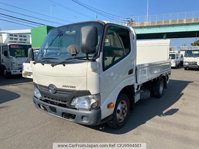 hino dutro 2016 GOO_NET_EXCHANGE_0802180A30240316W004 image 1