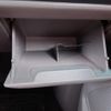 toyota alphard 2004 -TOYOTA 【名変中 】--Alphard MNH10W--0046928---TOYOTA 【名変中 】--Alphard MNH10W--0046928- image 6