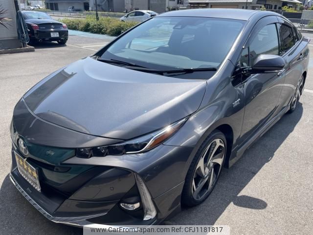 toyota prius-phv 2017 quick_quick_ZVW52_ZVW52-3017217 image 1