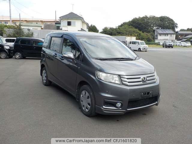 honda freed-spike 2012 CFJ1601820 image 1
