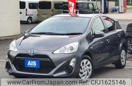 toyota aqua 2016 CFJ1625146