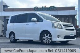 toyota noah 2008 -TOYOTA--Noah DBA-ZRR70W--ZRR70-0130414---TOYOTA--Noah DBA-ZRR70W--ZRR70-0130414-