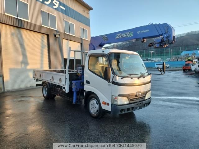 hino dutro 2011 GOO_NET_EXCHANGE_0303704A30241129W001 image 2