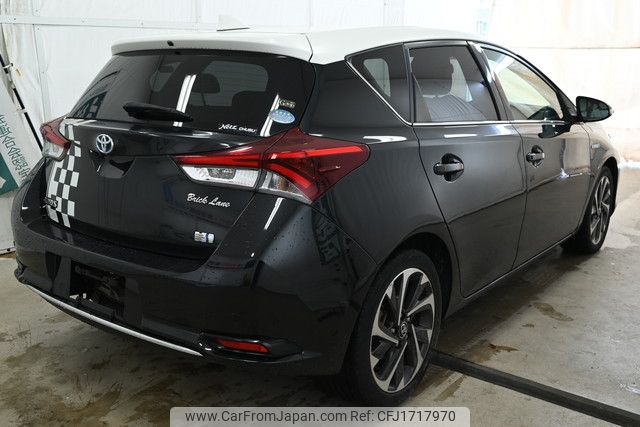 toyota auris 2016 CFJ1717970 image 2