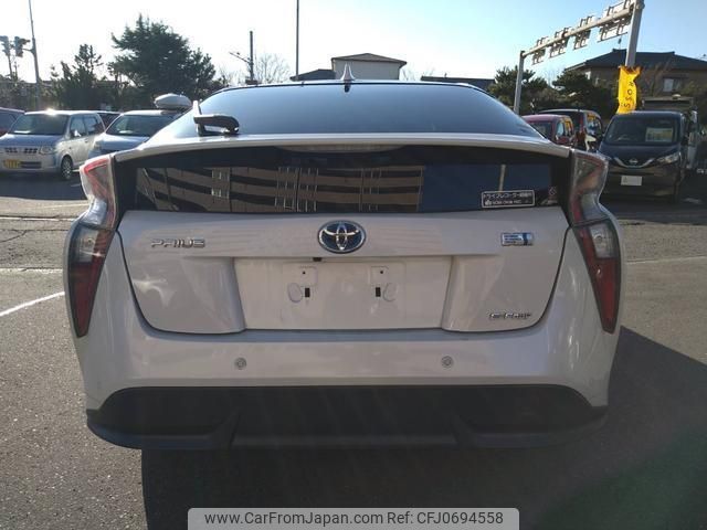 toyota prius 2016 quick_quick_DAA-ZVW55_ZVW55-8020955 image 2