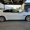 jaguar xe 2017 CFJ1823307 image 15