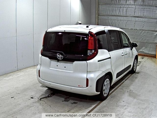 toyota sienta 2023 CFJ1728910 image 2