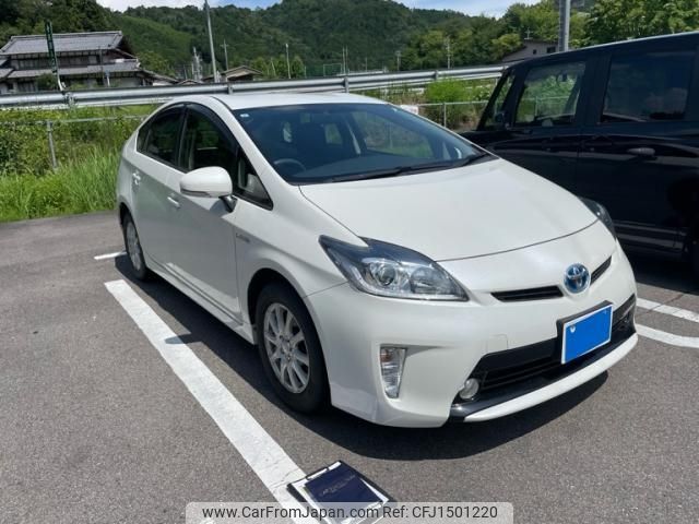 toyota prius 2013 CFJ1501220 image 2