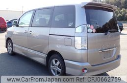 toyota voxy 2005 NIKYO_BK22923