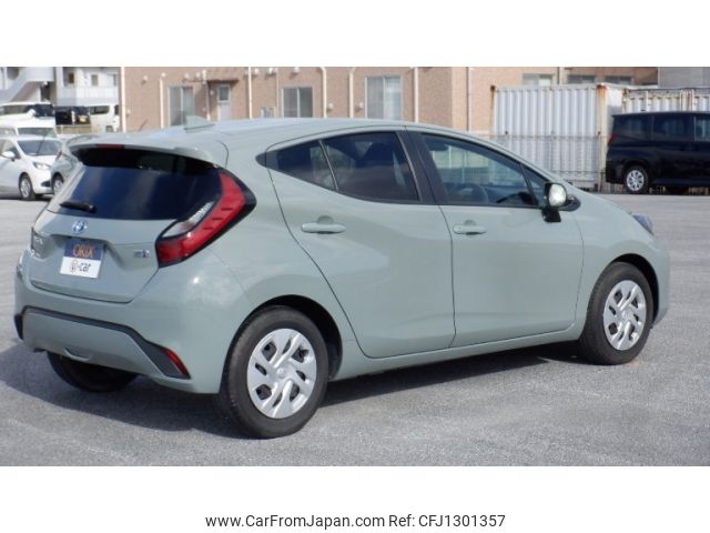 toyota aqua 2023 -TOYOTA--AQUA 6AA-MXPK11--MXPK11-2118842---TOYOTA--AQUA 6AA-MXPK11--MXPK11-2118842- image 2