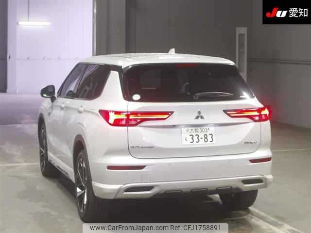 mitsubishi outlander-phev 2024 CFJ1758891 image 2