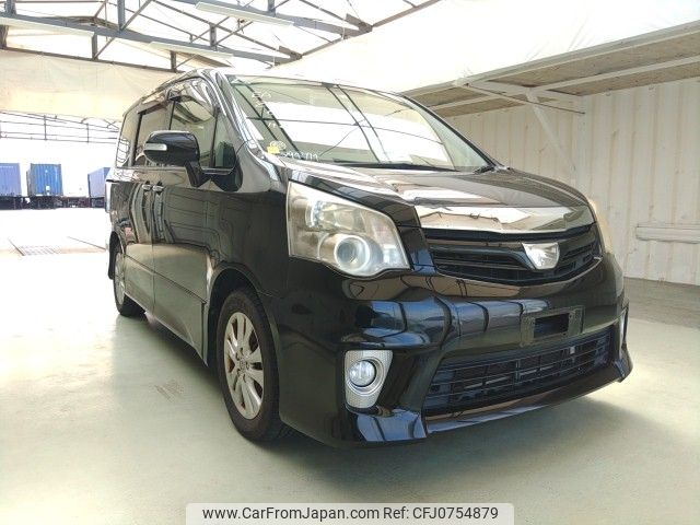 toyota noah 2012 ENHANCEAUTO_1_ea294774 image 1