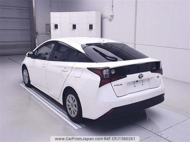 toyota prius 2022 CFJ1580261 image 2
