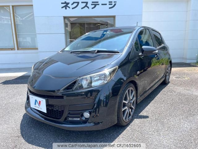 toyota vitz 2012 CFJ1652605 image 1