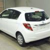 toyota vitz 2015 -TOYOTA--Vitz DBA-KSP130--KSP130-2139015---TOYOTA--Vitz DBA-KSP130--KSP130-2139015- image 6